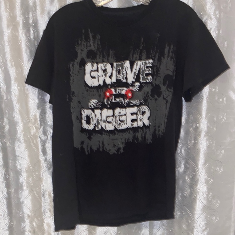 Monster Jam Grave Digger Graphic Tee Short Sleeve Adult Size Medium 🔥 C1